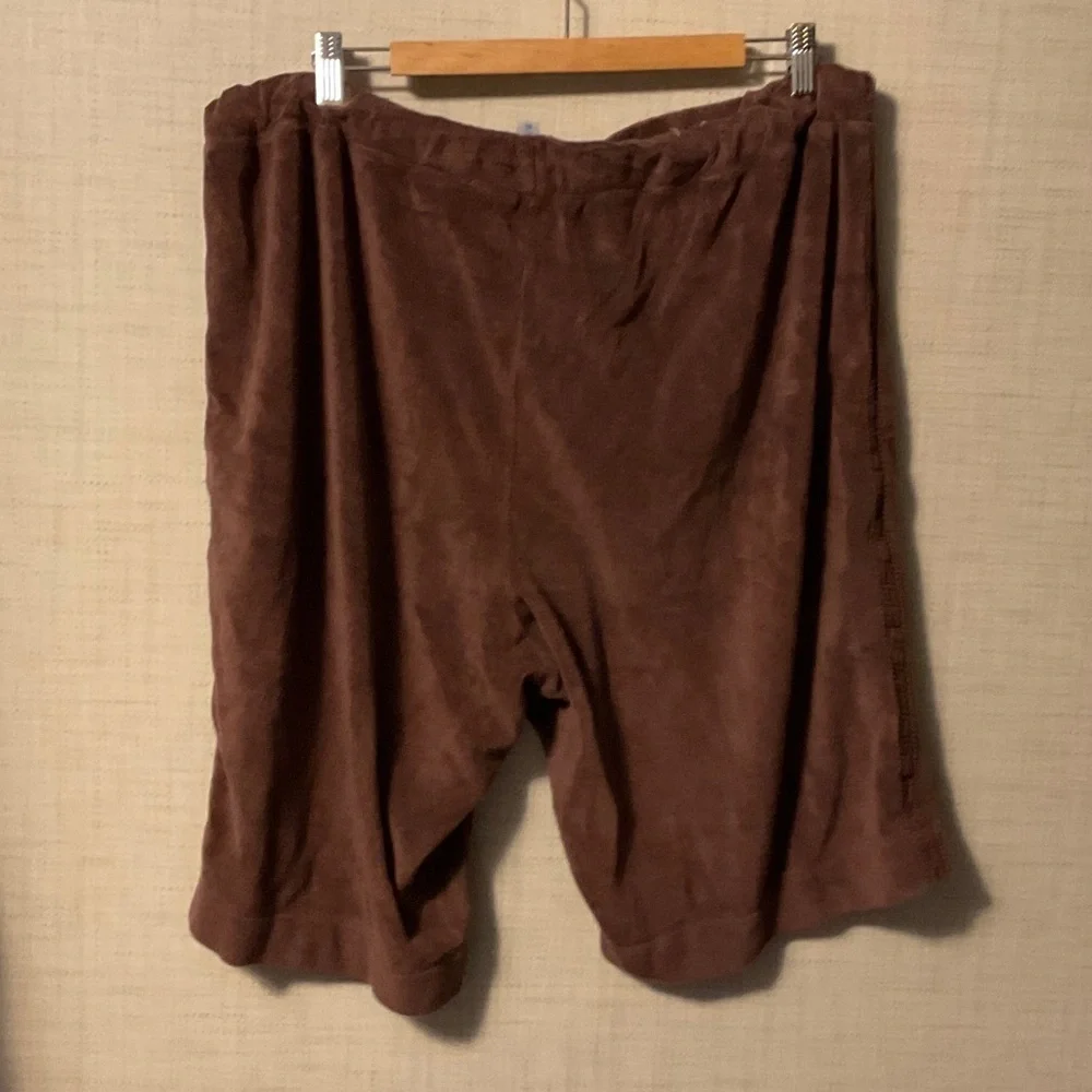 Elegant Brown Suede Women's Bermudas